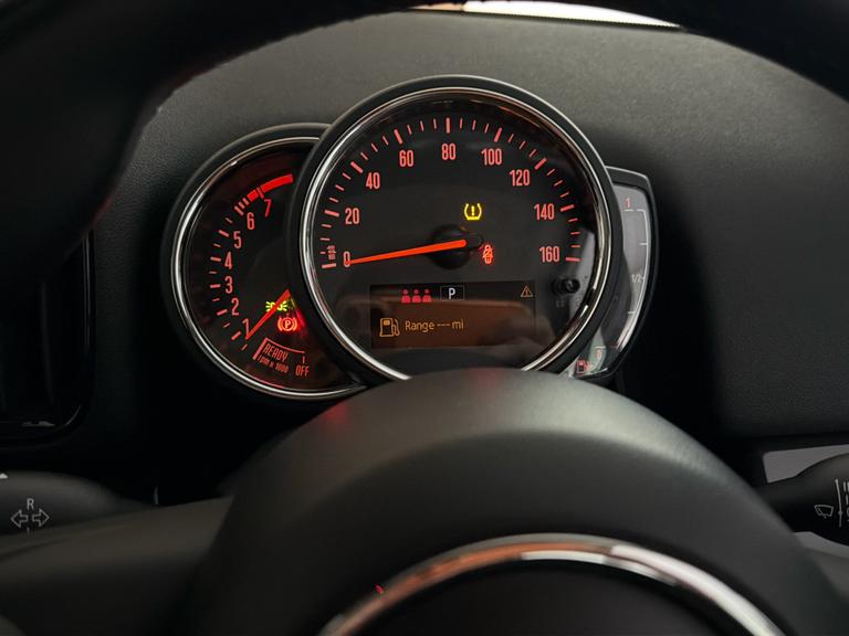 MINI COUNTRYMAN Photo bsapi-3c0e48907654e8a6e1900f6bef45d8ddeec39906.jpg