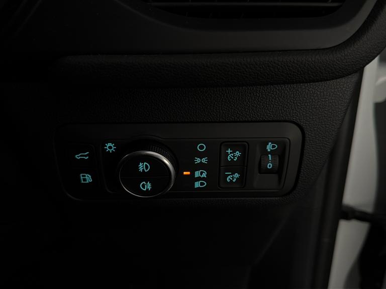 FORD KUGA Photo bsapi-3c65af5ed502f9316fb2c09e2082ad718b4d013f.jpg