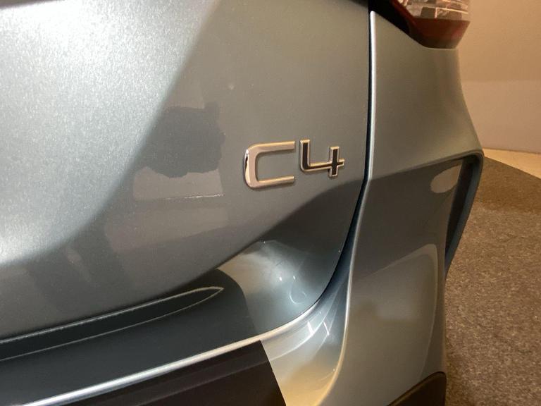 CITROEN C4 Photo bsapi-3c8d7bba88daeaf940526a71dd7b469314692849.jpg