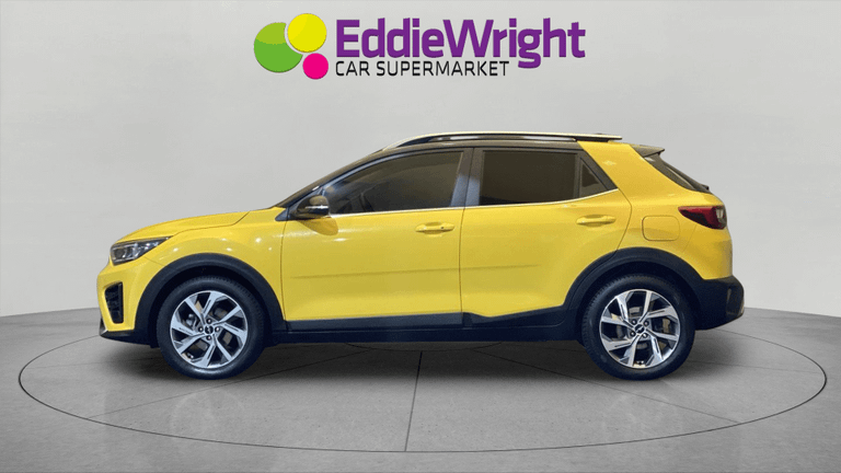 Kia STONIC Photo bsapi-3c990f4463f7c2587781b564a84c9030ba527a04.jpg