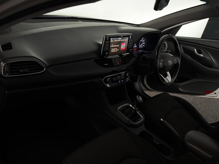 HYUNDAI I30 Photo bsapi-3d0b22e6e7ac9ed04c1cff924ded2ba8d68a545c.jpg