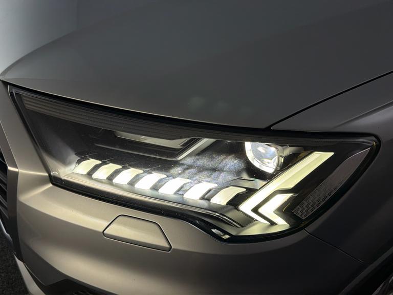 Audi Q7 Photo bsapi-3e4c7667e69cfa42769ae57ded9291ed002cbed2.jpg