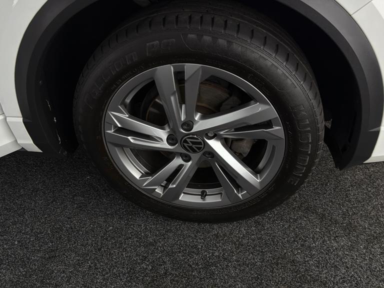Volkswagen T-Roc Photo bsapi-3e4ded886d76f4aad70c10a3ec28456062eaa996.jpg