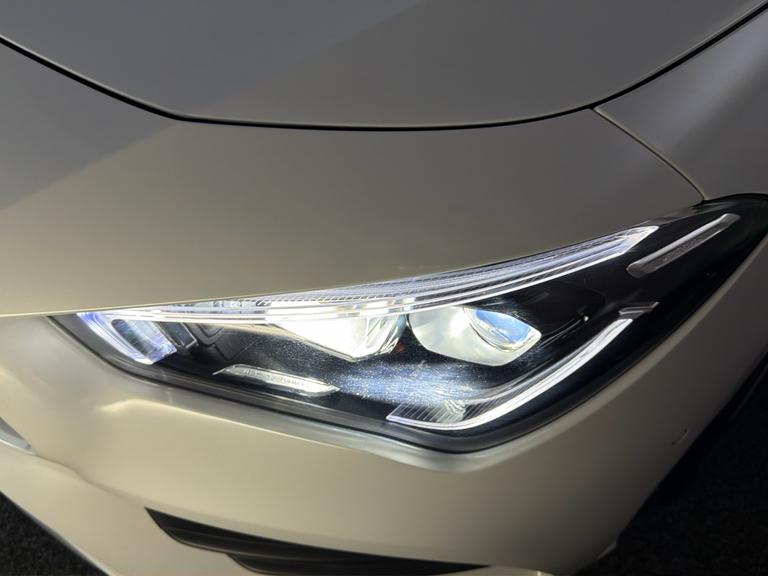 MERCEDES-BENZ Cla Photo bsapi-3f1c12486606342612f50e1d03063cc44fdf47f2.jpg