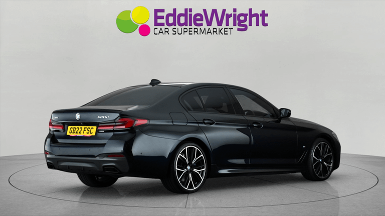 BMW 5 Series Photo bsapi-3febc5554714b1b3b94ba4f3c626638dfa4e8c46.jpg