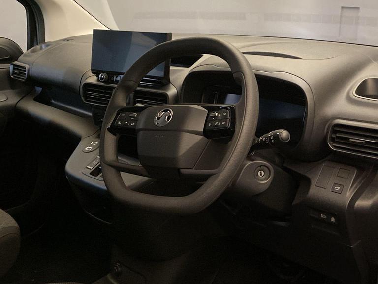 VAUXHALL COMBO LIFE ELECTRIC Photo bsapi-40441acc65c43c1082a3db23d58c1258027a9f60.jpg