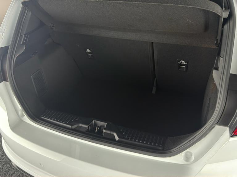 Ford FIESTA Photo bsapi-41815a9fc362c5327b6a86ea09b836ab283fc629.jpg