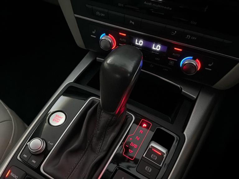 AUDI A7 Photo bsapi-421ae0c5d05403d30e67994ab9b7f80adb2bc76b.jpg