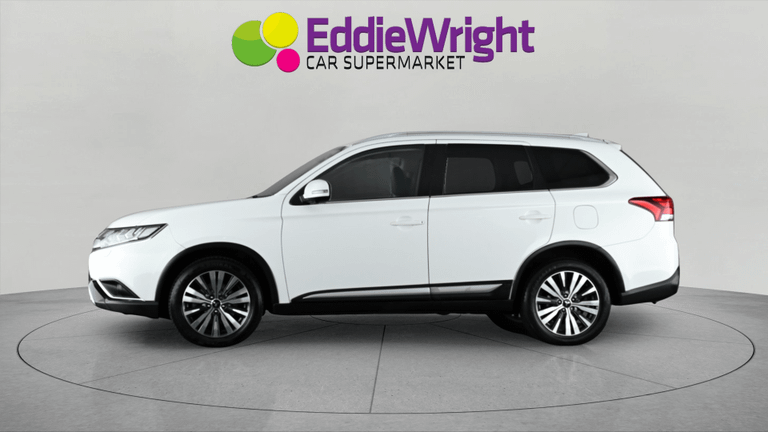 MITSUBISHI Outlander Photo bsapi-4272d2b99c56788753af0bbee660e191683b4878.jpg