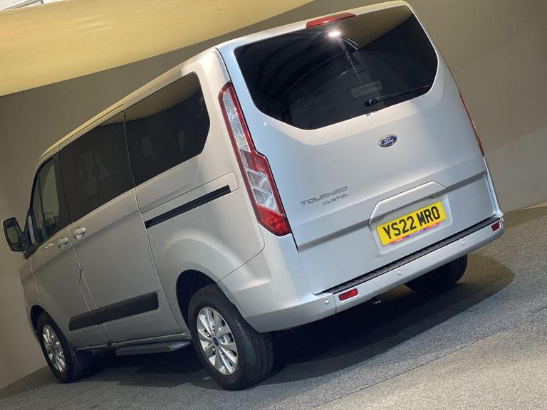 FORD TOURNEO CUSTOM Photo bsapi-429acc41a1d149348c75145631ec89bb5e092f2e.jpg