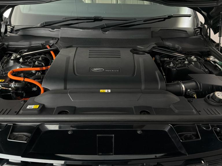 Land Rover Range Rover Sport Photo bsapi-42d036fad1a997f4edc11778cde3a6cef59603fe.jpg