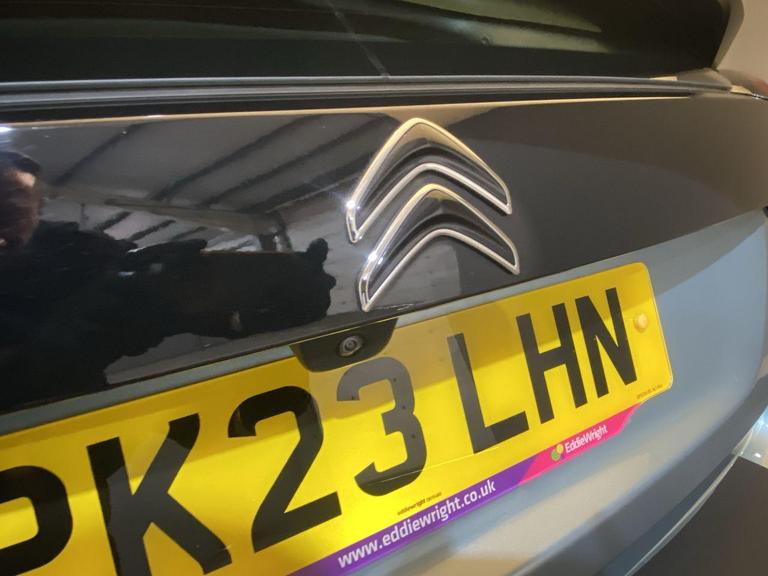 CITROEN C4 Photo bsapi-431b09b3c41a1fa62828b542a42690500b8812d9.jpg