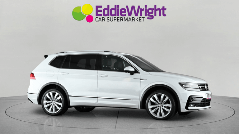 Volkswagen Tiguan Photo bsapi-439e06b4df2b5282b10964eb29d149c7a6ff547b.jpg