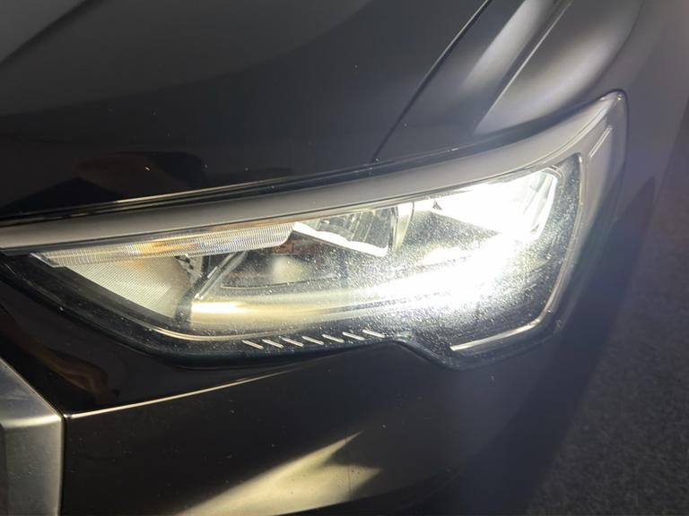 Audi Q3 Photo bsapi-44e5fb5d31c546fa794087f27ff963d1a53c0e20.jpg