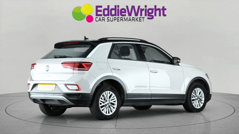 VOLKSWAGEN T-Roc Photo bsapi-459f826a0c331a5a02ad018f4302f58760478162.jpg