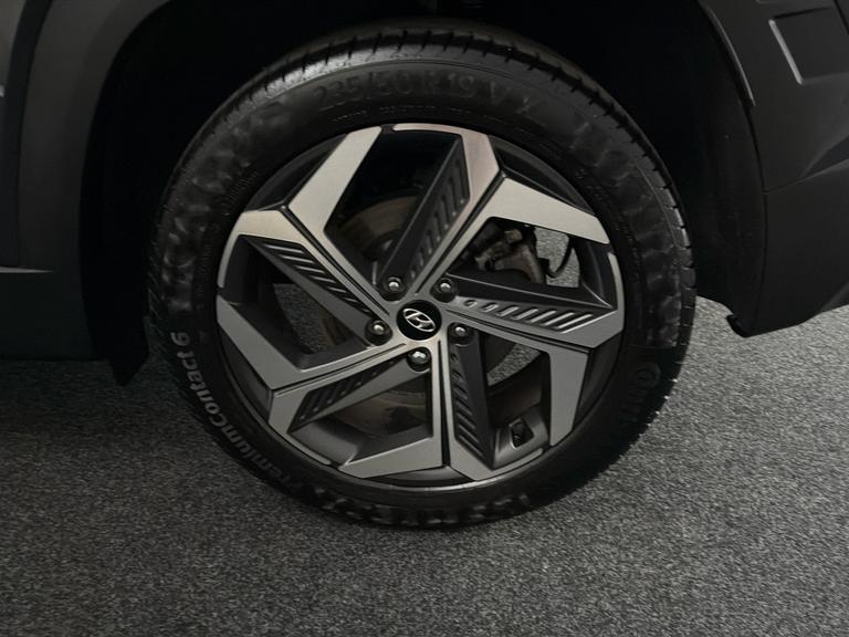 HYUNDAI Tucson Photo bsapi-45a629b9bae7f7ec7598f57e66555f6bf3a9d642.jpg