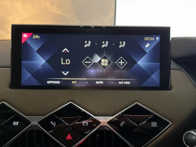 DS AUTOMOBILES 3 Crossback Photo bsapi-45f95084835c53925d5f5d0a881876c3a9948193.jpg