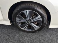 NISSAN LEAF Photo 8