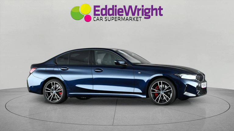 BMW 3 Series Photo bsapi-46dfeaf740deeb5ff28faeb14f19046cb09ef37f.jpg