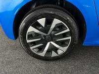 PEUGEOT 208 Photo 28