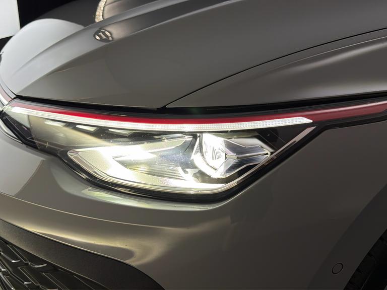 Volkswagen GOLF Photo bsapi-47d4116d7e3f7608e889d0fded3be66c2d2fcd5b.jpg