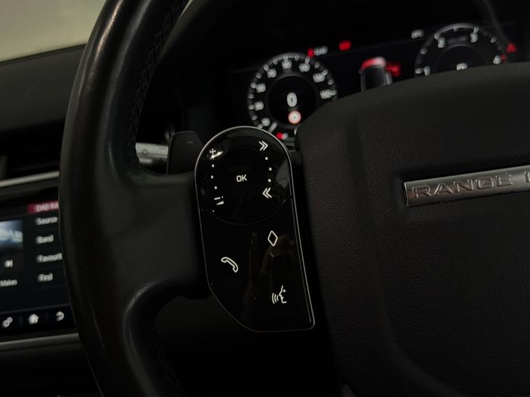 LAND ROVER Range Rover Evoque Photo bsapi-48123059396185dba5e7964dc65930fd6bbf73ba.jpg