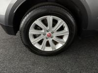 JAGUAR E-PACE Photo 28