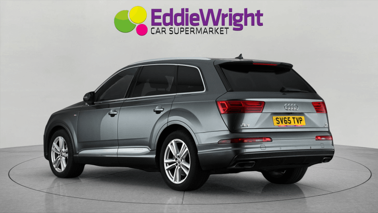 Audi Q7 Photo bsapi-48767488a29eb4e66bf1a9ce1a50f2cc6f436243.jpg