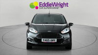 FORD Fiesta Photo 1