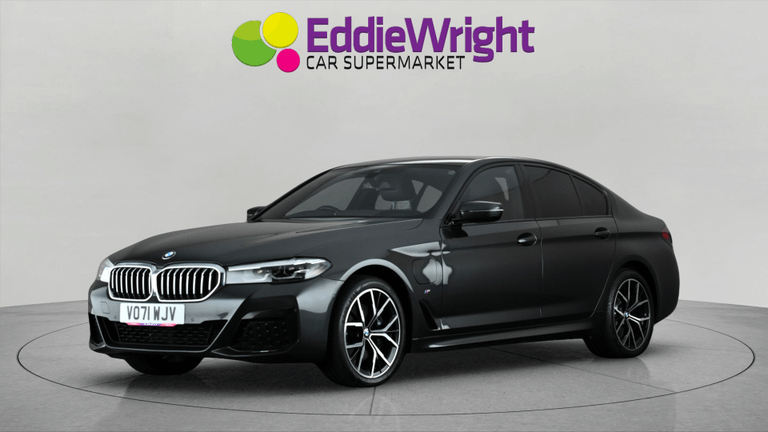 BMW 5 Series Photo bsapi-492d9134f74249e7cf9e4c45bba5c5d2c251a8fa.jpg