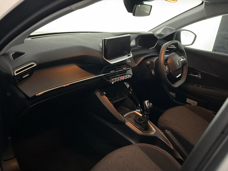 PEUGEOT 208 Photo bsapi-497bcf462eebce345dd251d4466a1d0566b1dfbe.jpg