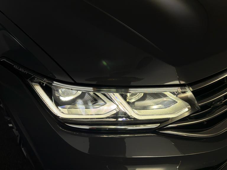 Volkswagen TIGUAN Photo bsapi-498920a1cc65c1a0f12bab539871c011bdec176a.jpg