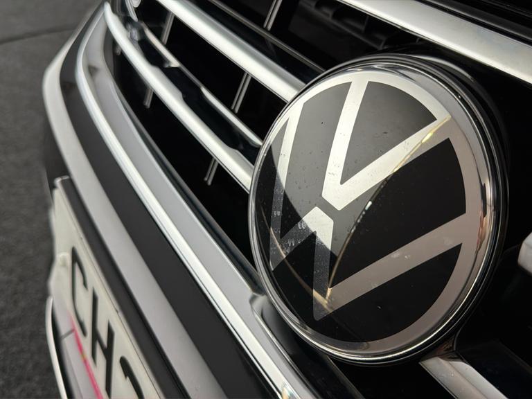 Volkswagen Tiguan Photo bsapi-49c68804de1a2fa8113c5a2323b989687759086d.jpg