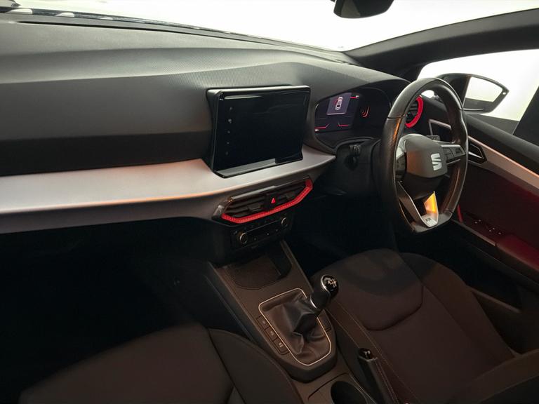 SEAT Ibiza Photo bsapi-4a110e280c183b101a38074245dd4fb4ca730020.jpg
