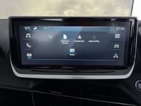 PEUGEOT 208 Photo 33