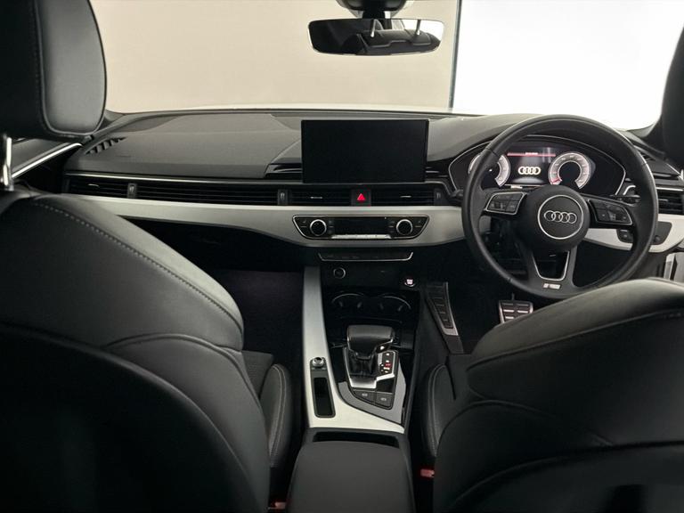 Audi A4 Photo bsapi-4b3bb6edae4f36c1371deb277c0161abc260aa3e.jpg