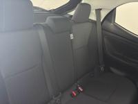 TOYOTA Yaris Photo 7