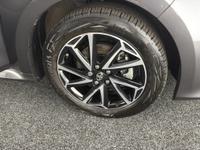 TOYOTA Yaris Photo 8