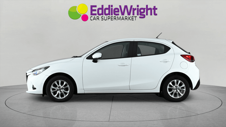 Mazda Mazda2 Photo bsapi-4caa811ed478322758e740030e5746e1f798a689.jpg