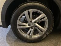 Volkswagen T-ROC Photo 8