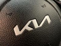 Kia STONIC Photo 24
