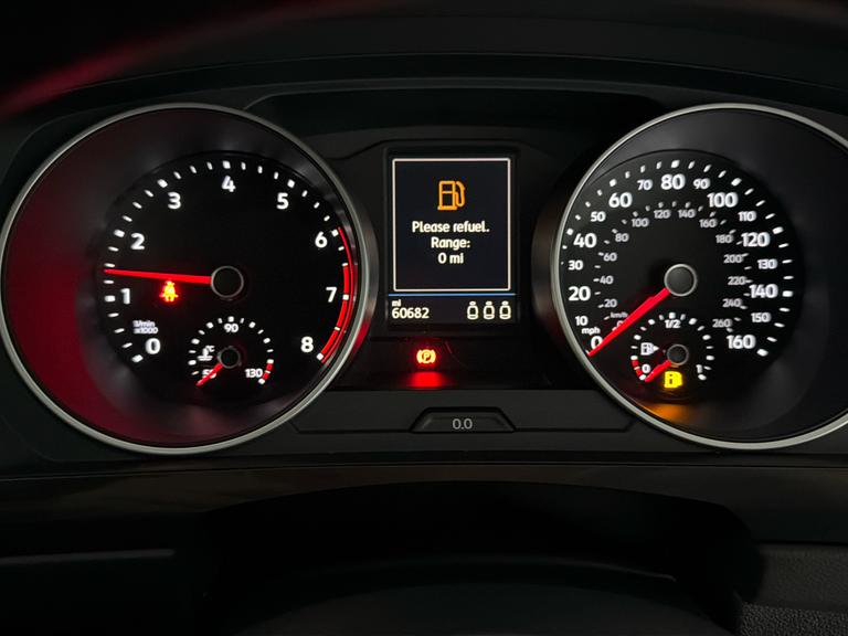 Volkswagen TIGUAN Photo bsapi-4f356e8ce648e912e1c0614e6266b4f87d1e3f49.jpg