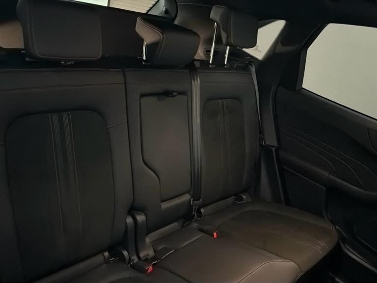 FORD Kuga Photo bsapi-4f5abb1b4beea09379a7fc3f9b2d9df35f211994.jpg
