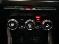 RENAULT CAPTUR Photo 17