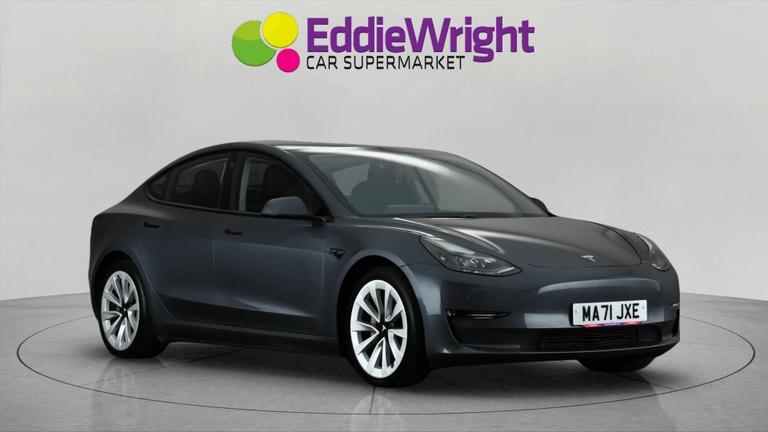 TESLA Model 3 Photo bsapi-5134d1269805928baee24249c575fd214255de1c.jpg