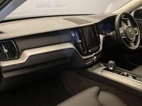 VOLVO XC60 Photo 23
