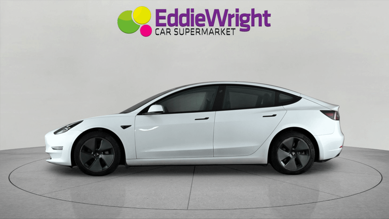 TESLA Model 3 Photo bsapi-52b331722a28cef2f7a6e18c58b9160c43f343a1.jpg
