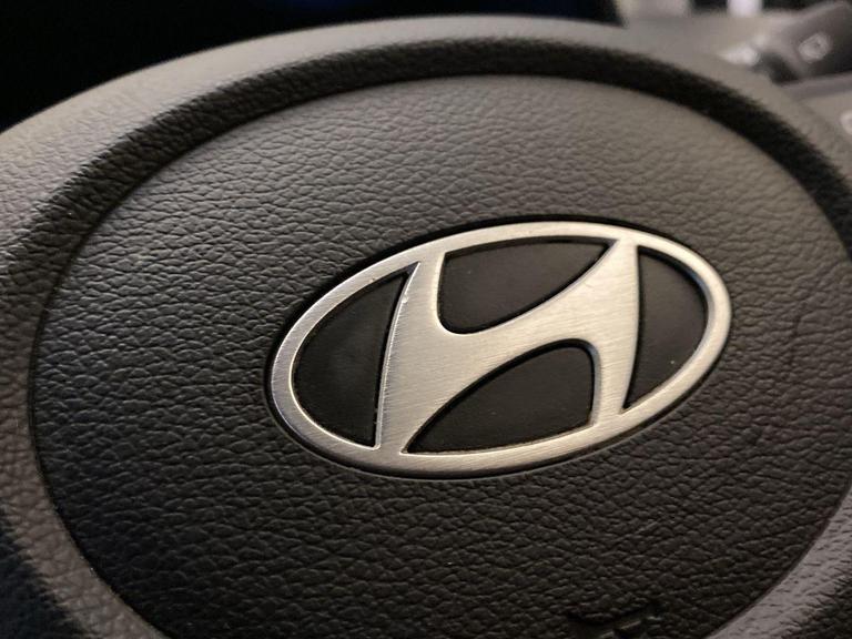 Hyundai BAYON Photo bsapi-5315c3c688df14b7b700df6ac671e5af7b72ae0a.jpg