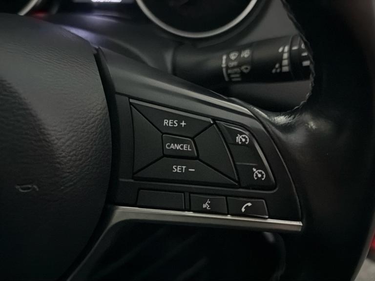 NISSAN Qashqai Photo bsapi-531783855bb1e67173392ab8d9fc3c905f6a3a98.jpg