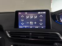PEUGEOT 3008 Photo 11
